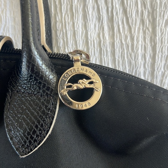 LONGCHAMP
Black Nylon Le Pilage Tote Bag small - Picture 8 of 8